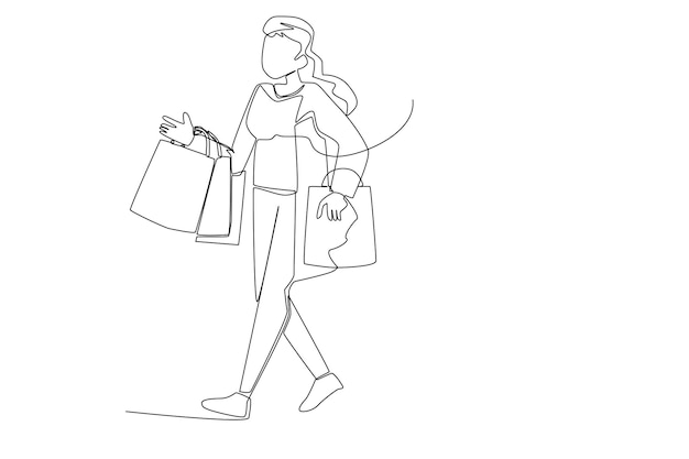 Una mujer caminando con cuatro bolsas de la compra.