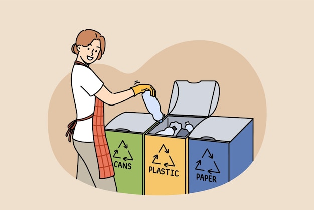 La mujer clasifica la basura usando tres contenedores diferentes para diferentes tipos de residuos ahorrando el planeta