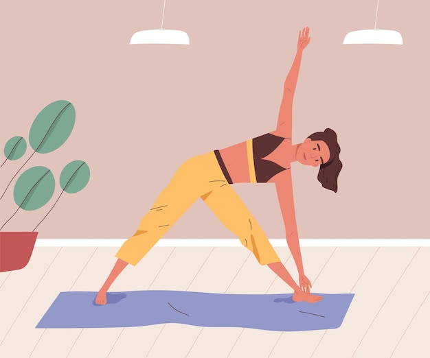 Mujer joven entrenando o practicando yoga en casa. personaje femenino que se extiende en el interior. yoguini haciendo parivritta trikonasana asana en mat. ilustración de vector de estilo de dibujos animados plana.