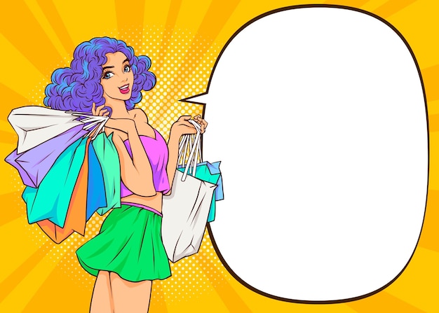 Mujer joven sosteniendo bolsas de compras y bocadillo de diálogo de venta especial
