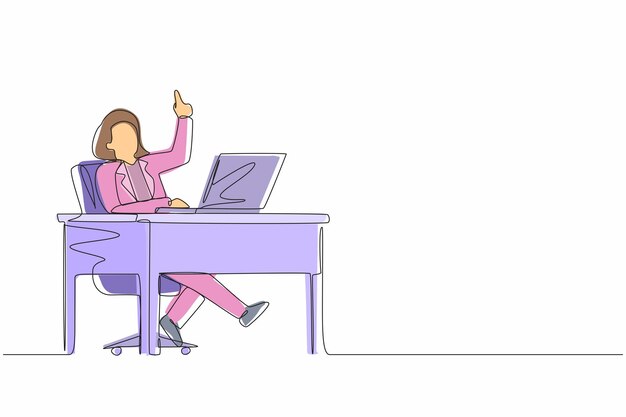 Una mujer de negocios que dibuja una línea continua tiene una nueva idea brillante mientras trabaja con una computadora portátil en el escritorio