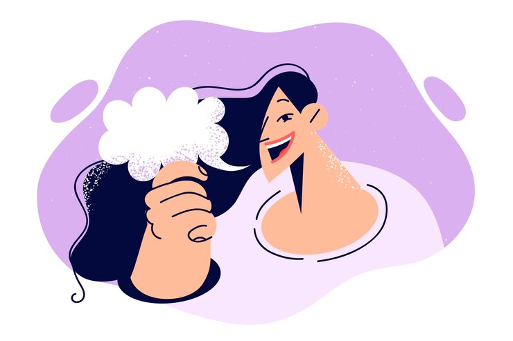 Vector la mujer sostiene un bocadillo y se ofrece a charlar o discutir las últimas noticias o datos no verificados. el bocadillo es una metáfora de los chismes y rumores que surgieron debido a la falta de información confiable.