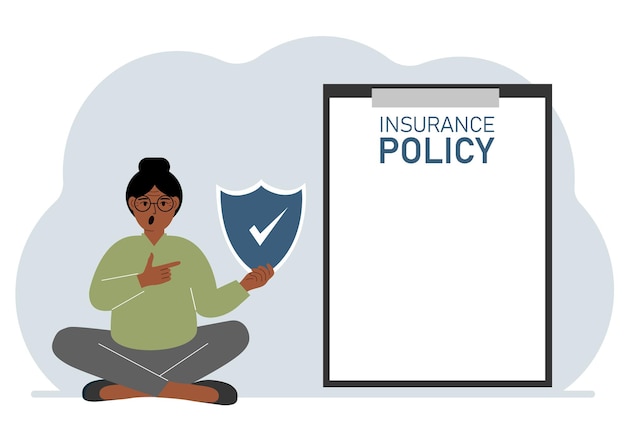 Una mujer tiene un cartel de póliza de seguro en sus manos El concepto de propiedad de seguro de vida o desastres naturales