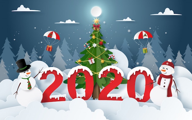 Muñeco de nieve con fiesta de navidad y año nuevo 2020 en nochebuena