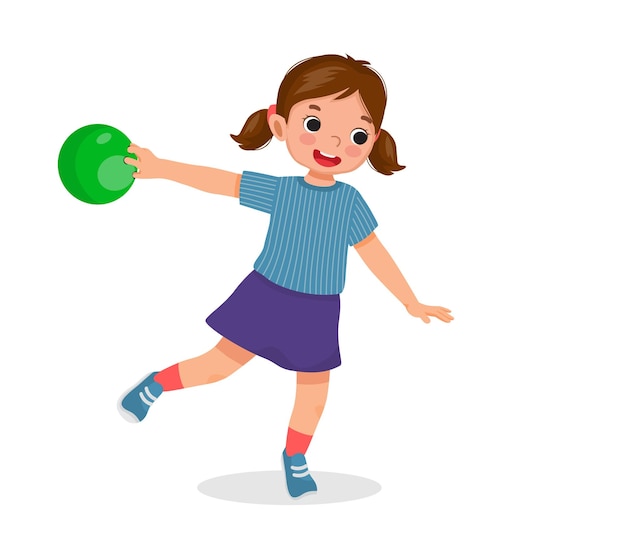 niña feliz jugando bolos en el club deportivo lista para lanzar la pelota