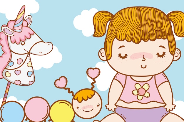 niña con juguete unicornio y gusano