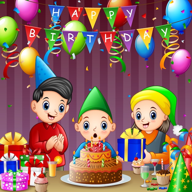 Vector niño feliz soplando velas de cumpleaños con su familia