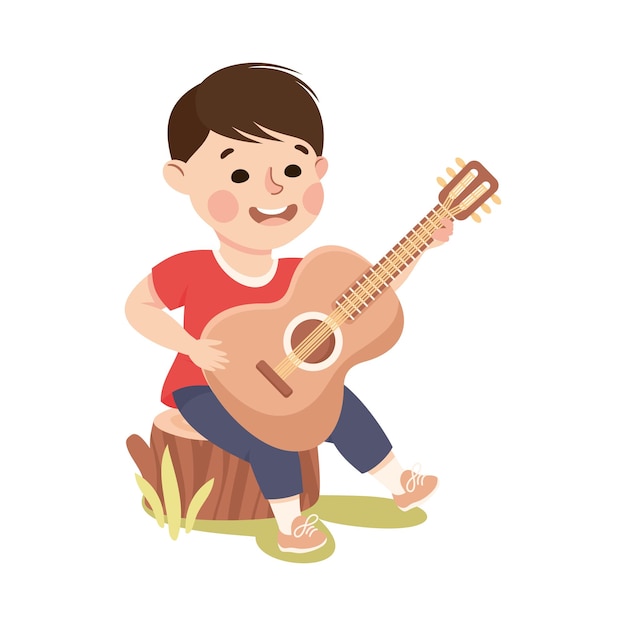 Niño pequeño sentado en el tronco del árbol y tocando la guitarra Ilustración vectorial