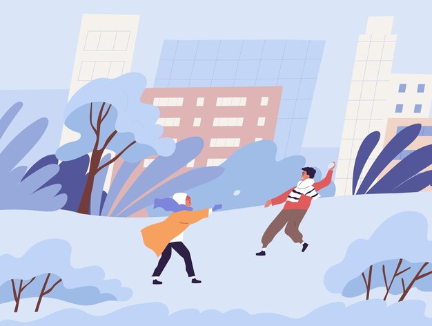Niños felices jugando bolas de nieve en el parque de la ciudad de invierno en un clima frío. Escena de niños lanzando bolas de nieve al aire libre en invierno helado. Ilustración de vector de dibujos animados planos coloreados del juego infantil.