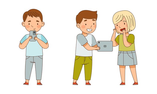 Niños lindos usando teléfonos inteligentes juegos Niños jugando con aparatos ilustraciones vectoriales de dibujos animados