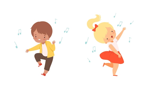 Niños pequeños bailando al ritmo de la música y cantando Vector Set