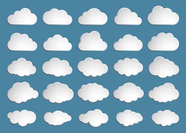Nube. Conjunto nublado blanco abstracto aislado sobre fondo azul.