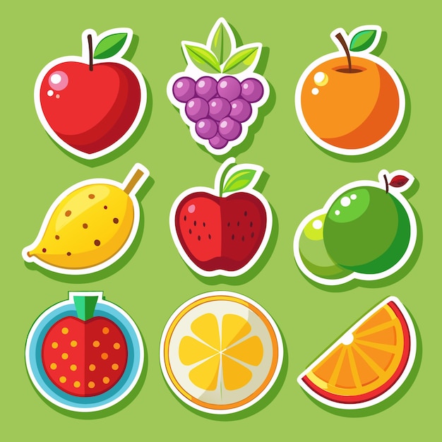 Nueve pegatinas de frutas coloridas en un fondo verde, incluidas uvas de manzana, naranja, mango, lima y fresa