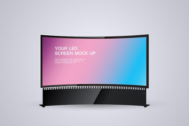 Una pantalla ancha de TV curva de LED para la maqueta de soporte de señalización digital La maqueta destaca una muestra de LED