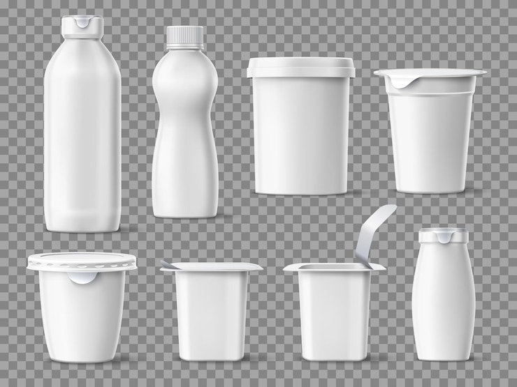 Vector paquete de yogur realista envases de plástico blanco 3d para productos lácteos frascos de postres de leche y maquetas de botellas para la marca diferentes tamaños y formas conjunto de envases de alimentos aislados vectoriales