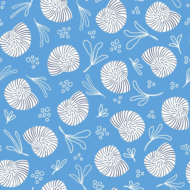 El patrón de conchas marinas en colores azules y blancos Las vibraciones costeras de la playa de verano repiten el patrón El fondo de la vida marina La moda oceánica monocromática