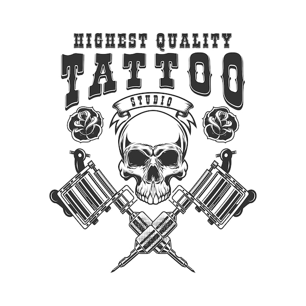 Plantilla de emblema de estudio de tatuaje. Máquina de tatuaje cruzada, calavera, rosas. Elemento de diseño de logotipo, etiqueta, letrero, cartel, camiseta.