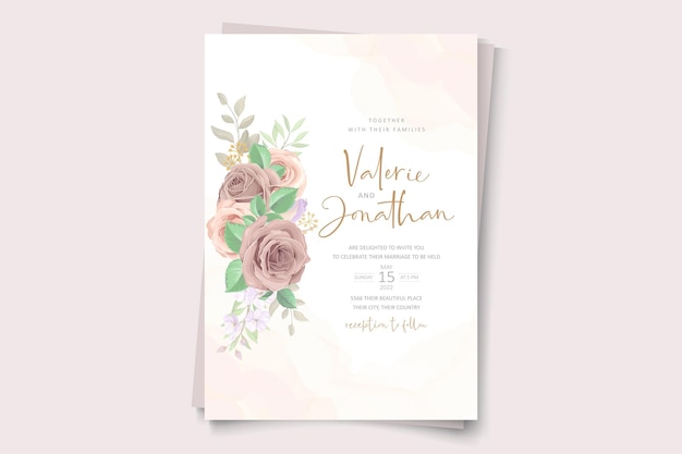 Plantilla de invitación de boda elegante con adornos florales de color suave