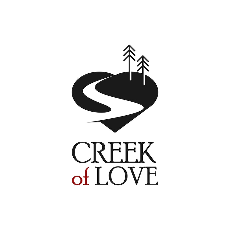 Vector plantilla de logotipo de simple creek con río y pino