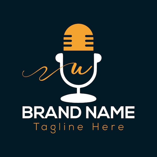 Plantilla de micrófono en la letra UMúsica y diseño del logotipo del podcast Concepto de auriculares