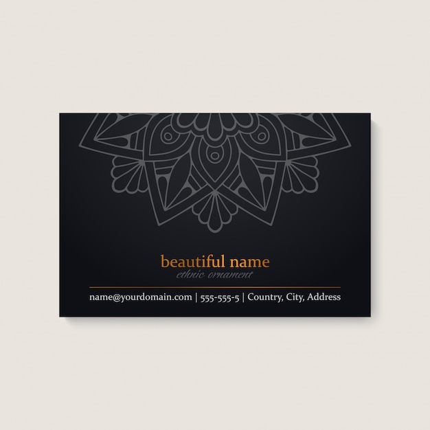 Plantilla de tarjeta de visita con diseño de mandala étnico