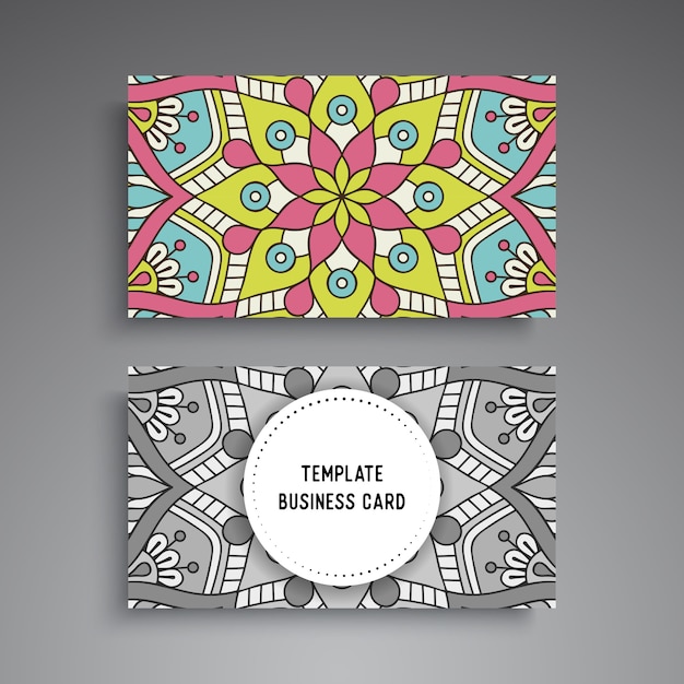 Plantilla de tarjeta de visita ornamental Mandala