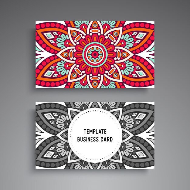 Plantilla de tarjeta de visita ornamental Mandala