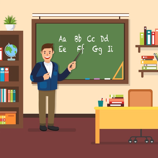 Profesor de Stand en la pizarra en el aula.