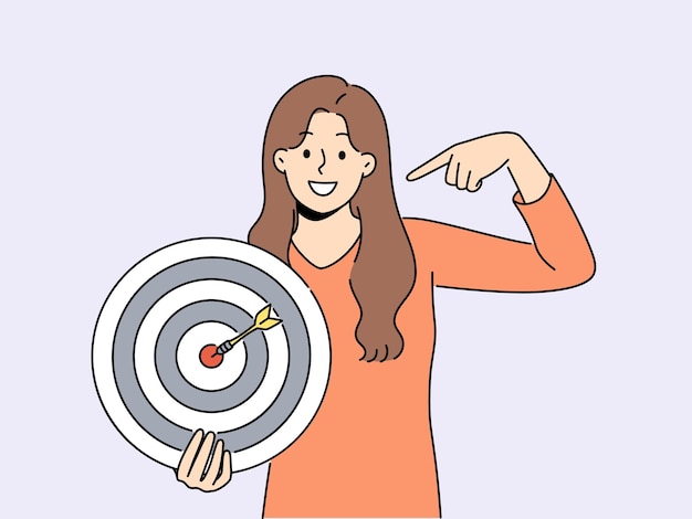 Punto de mujer sonriente al objetivo de tiro
