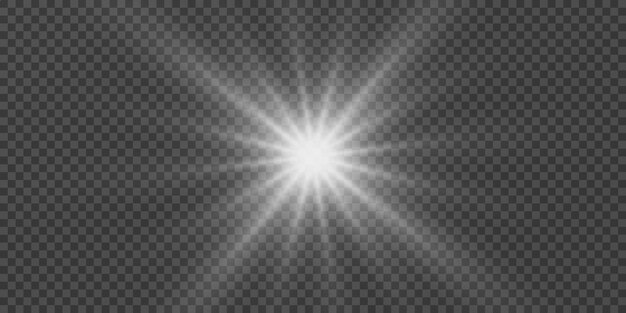 Rayos brillantes de luz y focos solares iluminando sobre un fondo transparente