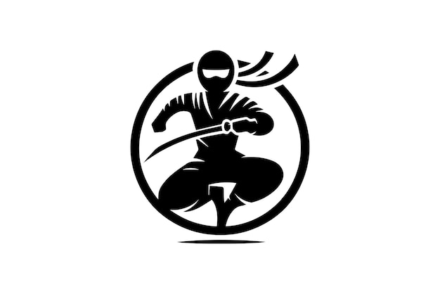 Silhueta de un ninja listo para el combate