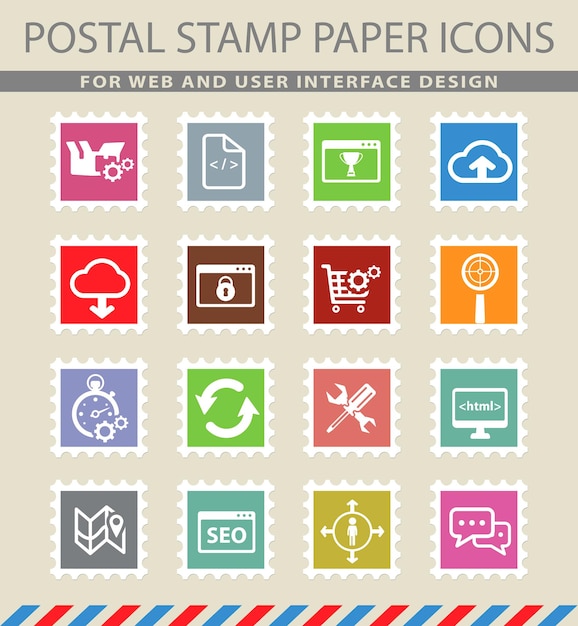 Símbolos de SEO y desarrollo en iconos de papel de correo
