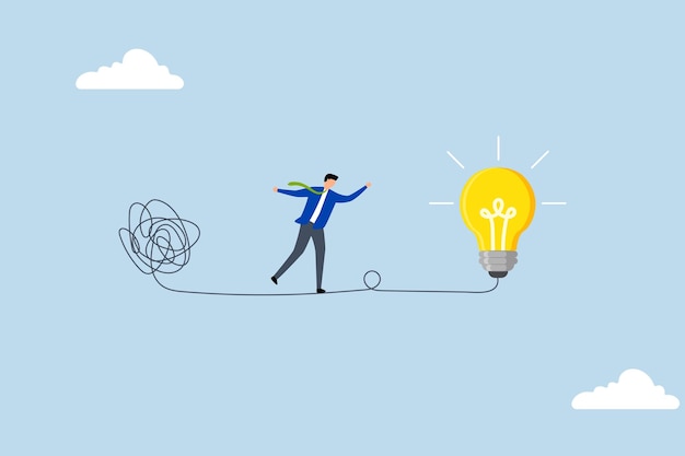 Simplificar la idea para encontrar la solución El empresario está dejando atrás un lío caótico y dirigiéndose hacia una idea simple representada por una bombilla