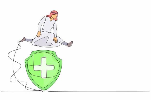 Un solo dibujo de una línea empresario árabe saltando sobre un gran escudo seguro financiero para el futuro