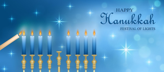 Tarjeta de feliz Hanukkah con símbolos agradables y creativos y estilo de corte de papel dorado sobre fondo de color para la fiesta judía de Hanukkah (traducción: feliz día de Hanukkah, Hag HaHanukka)