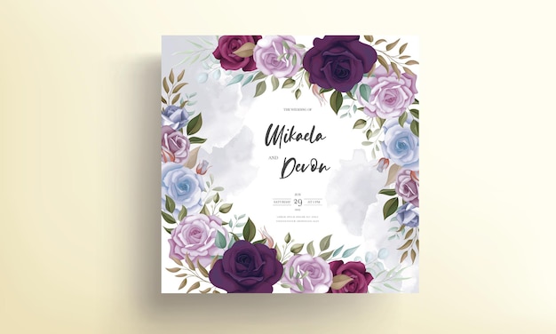 Tarjeta de invitación de boda hermosa con adornos de flores hermosas