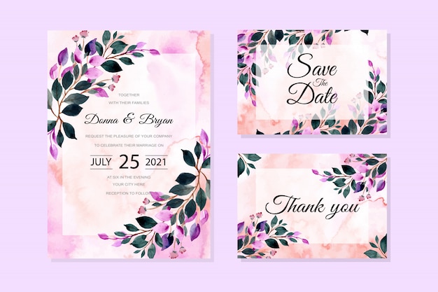 Tarjeta de invitación de boda con hojas de color verde púrpura fondo acuarela