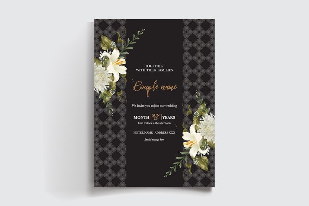 una tarjeta negra y blanca con flores en ella