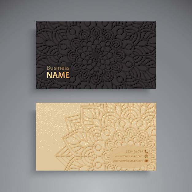 Tarjeta de visita. Elementos decorativos vintage. Tarjetas de visita florales ornamentales con mandala