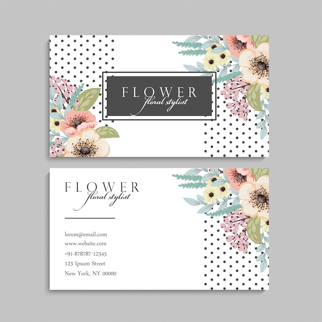 Tarjeta de visita con hermosas flores.