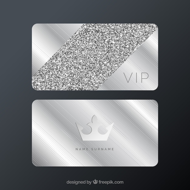 Tarjetas vip plateadas con estilo minimalista