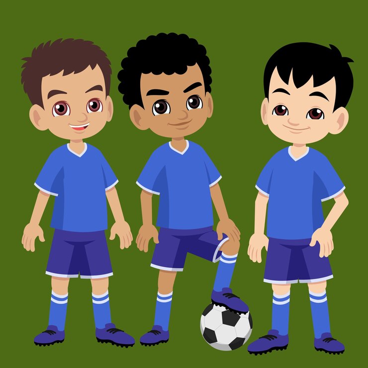 tres niños jugadores del equipo de fútbol en camisetas azules