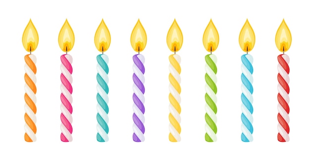 Vector velas de pastel de cumpleaños con llama de fuego. palitos de cera en espiral con mecha encendida aislado sobre fondo blanco. conjunto de dibujos animados de vector de velas de rayas de colores para fiestas navideñas o celebración navideña