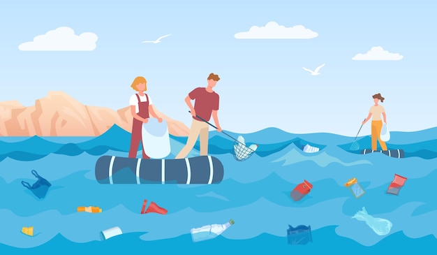 Voluntarios limpiando el mar recogen basura y plástico