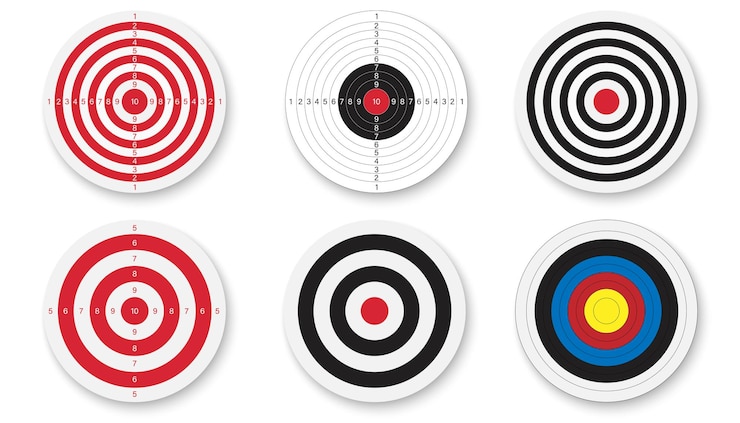 Vector set of blank targets and with arrowsdesign for icons shooting archery or business goal targets