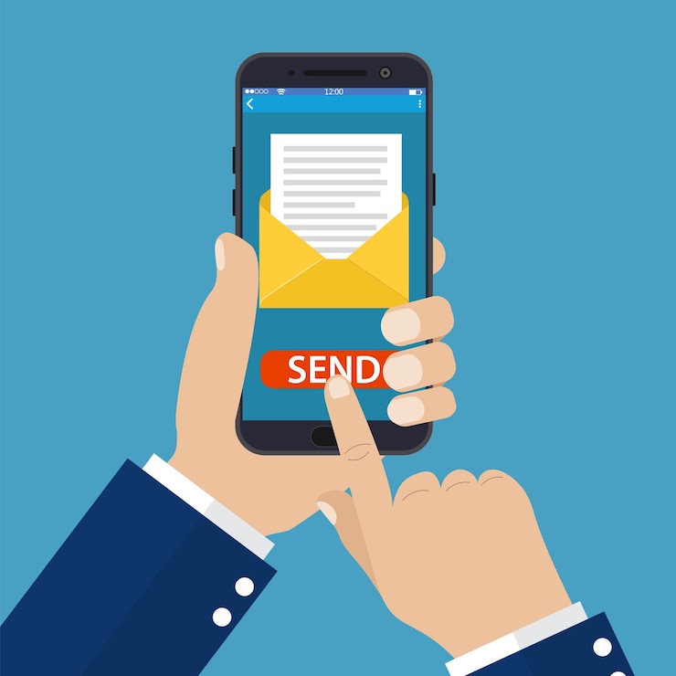 Vector tangan memegang ponsel pintar di tangan dengan pesan jaringan sosial email terkirim di ponsel pemasaran email