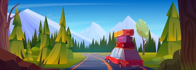 Kostenloser Vektor auto mit gepäck oben fährt auf der waldstraße in richtung berge. vektor-cartoon-illustration eines roten autos mit koffern in der kabine. wunderschöne landschaft mit tannen entlang der straße. familienreise im urlaub