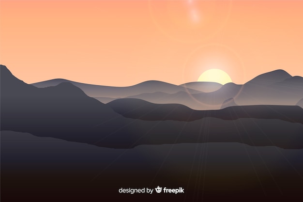 Berglandschaft mit strahlender Sonne