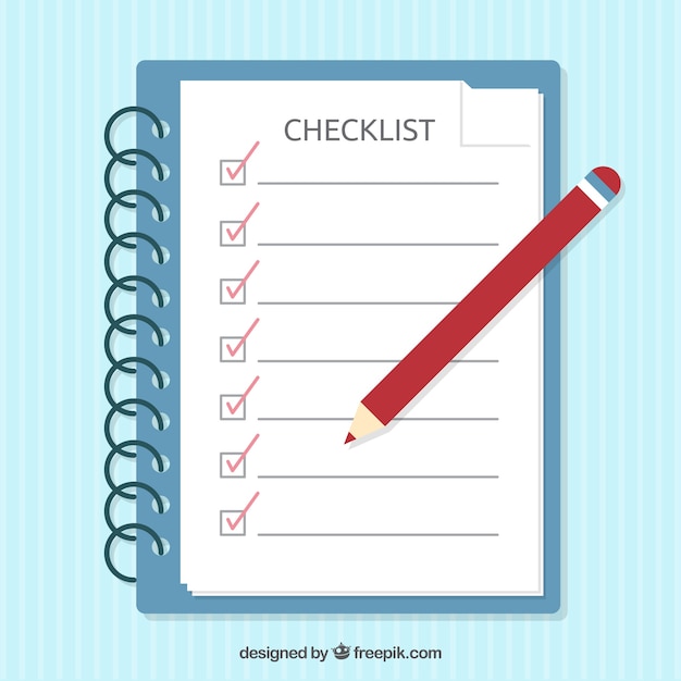 Blaues notizbuch mit checkliste und rotstift