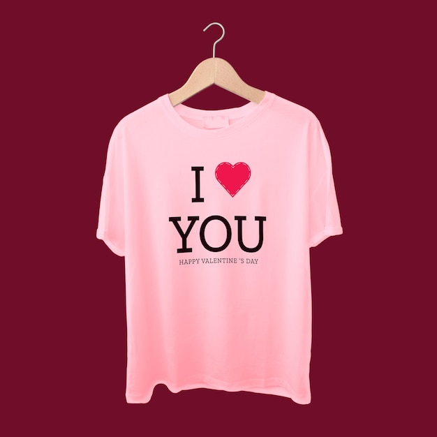 Kostenloser Vektor einfaches, flaches „i heart you“-t-shirt zum valentinstag